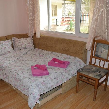 Къща За Гости Дъга Cherni Osum Extérieur photo