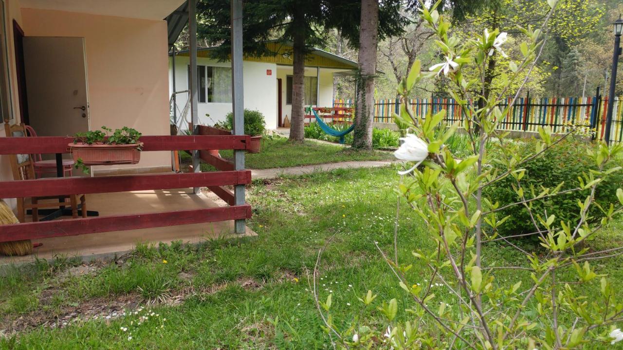 Къща За Гости Дъга Cherni Osum Extérieur photo