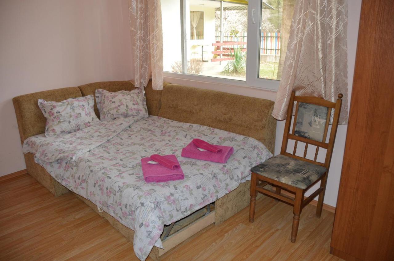Къща За Гости Дъга Cherni Osum Extérieur photo
